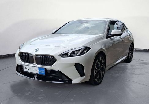 BMW 120, 2025