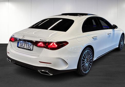 Mercedes-Benz E 300, 2026