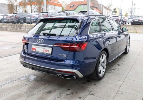 Audi A4, 2022