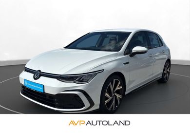 Volkswagen Golf, 2024