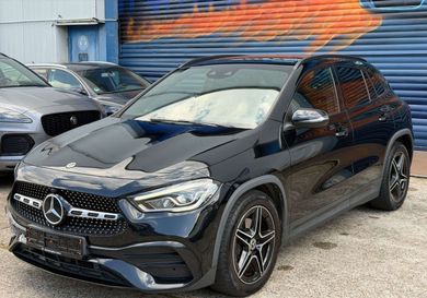 Mercedes-Benz GLA 180, 2021