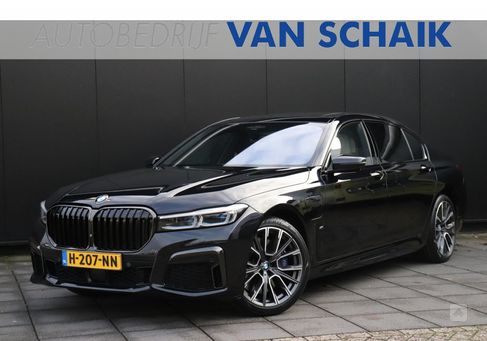 BMW 745, 2019