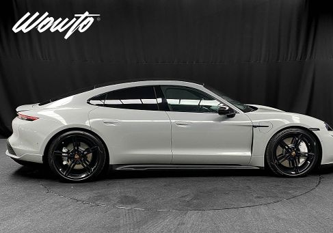 Porsche Taycan, 2020
