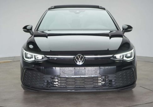 Volkswagen Golf, 2023