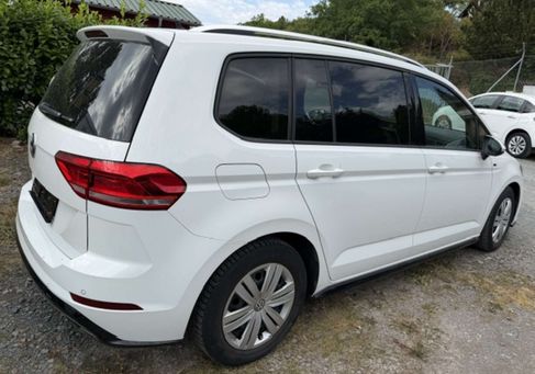 Volkswagen Touran, 2018 3