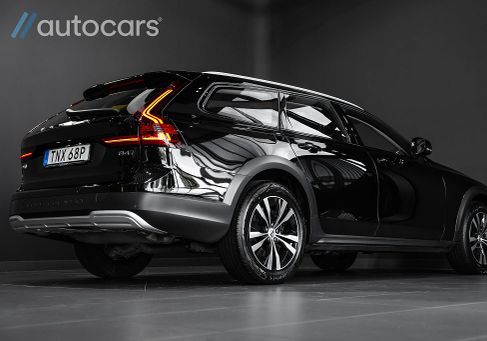Volvo V90 Cross Country, 2023