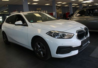 BMW 118, 2022