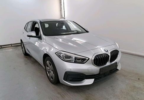BMW 1 Serija, 2021