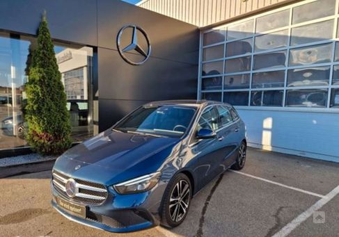 Mercedes-Benz B 180, 2020