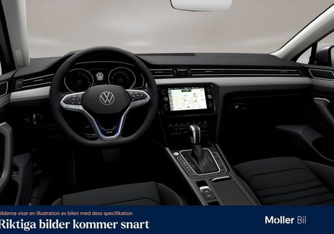 Volkswagen Passat Variant, 2023 3