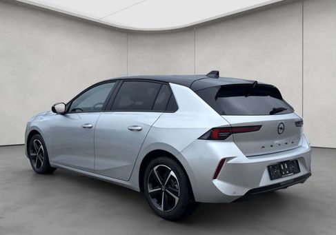 Opel Astra, 2025