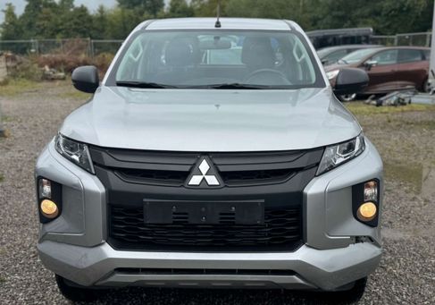 Mitsubishi L200, 2020