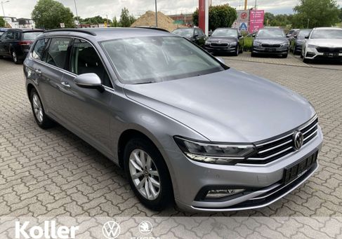 Volkswagen Passat, 2023