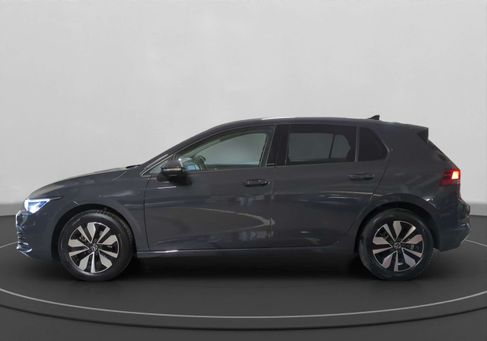 Volkswagen Golf, 2024 3