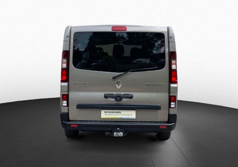 Renault Trafic, 2018 3