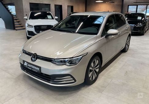 Volkswagen Golf, 2023