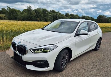 BMW 118, 2022