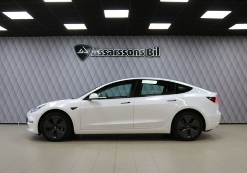 Tesla Model 3, 2023 2