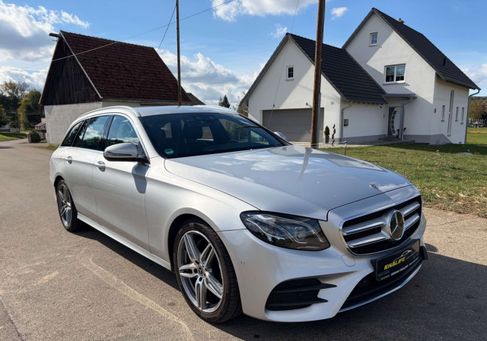 Mercedes-Benz E 300, 2018 3