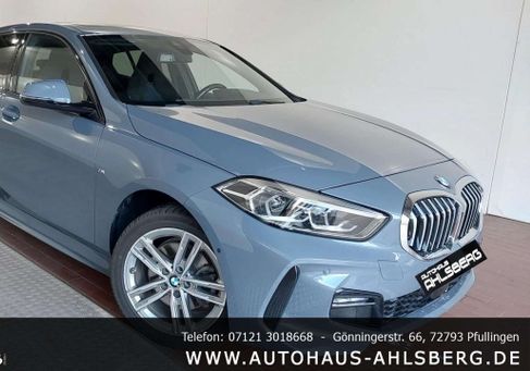 BMW 118, 2023