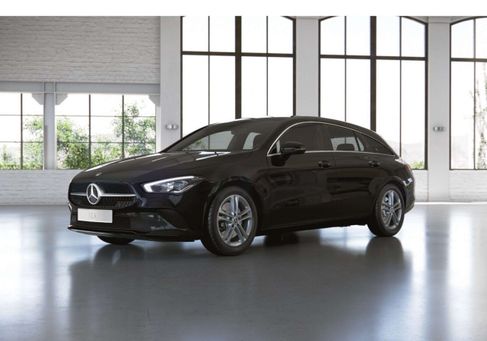 Mercedes-Benz CLA 250, 2022