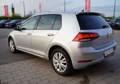 Volkswagen Golf, 2019 3