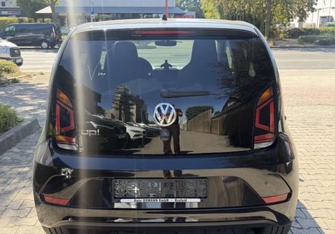 Volkswagen up!, 2022