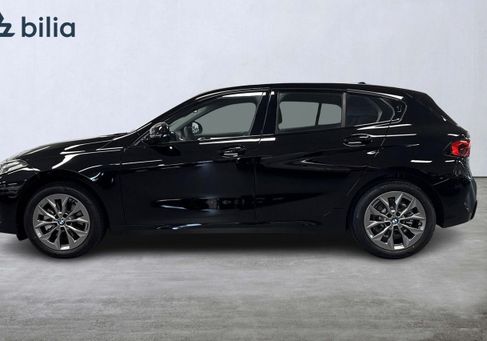 BMW 120, 2026 3