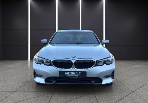 BMW 330, 2019 2