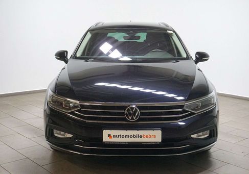Volkswagen Passat, 2022