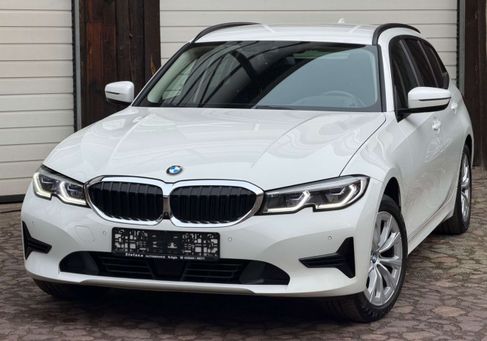BMW 320, 2021