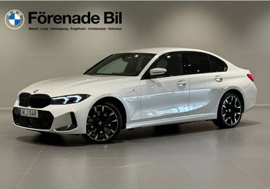 BMW 330, 2025
