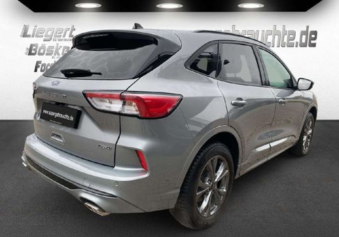Ford Kuga, 2022