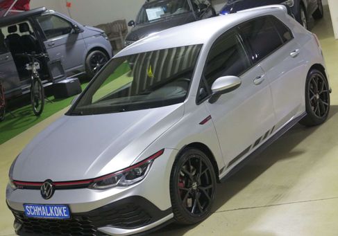 Volkswagen Golf, 2023 2