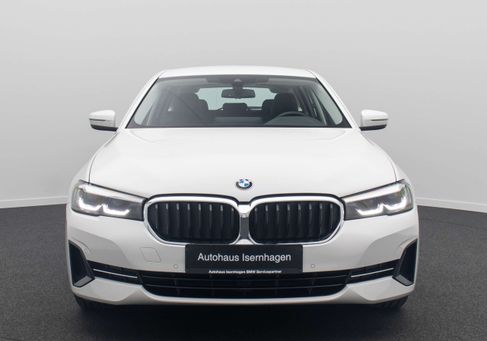 BMW 520, 2022