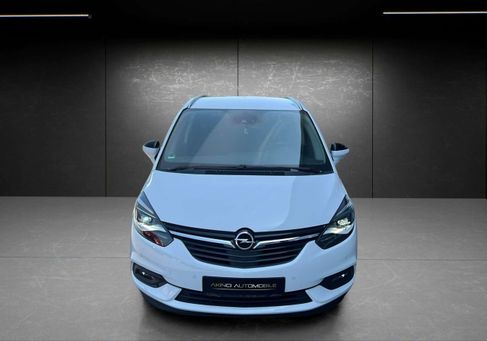 Opel Zafira, 2018