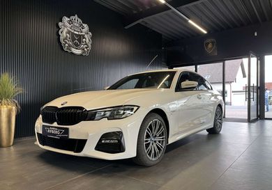 BMW 330, 2022