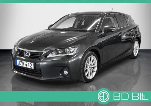 Lexus CT, 2011