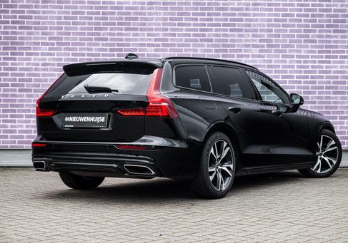 Volvo V60, 2020 3