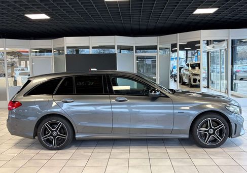 Mercedes-Benz C 300, 2020