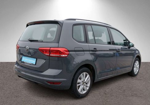 Volkswagen Touran, 2023 3