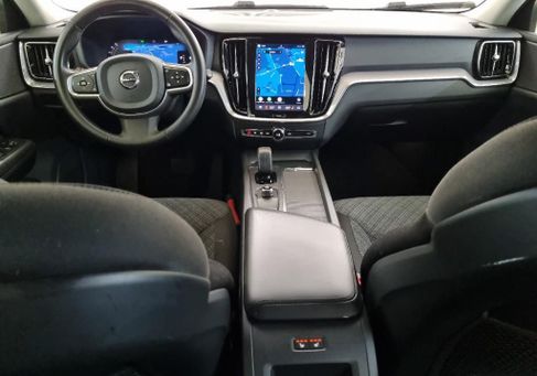 Volvo V60, 2022 3