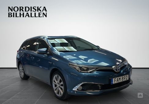 Toyota Auris Touring Sports, 2017