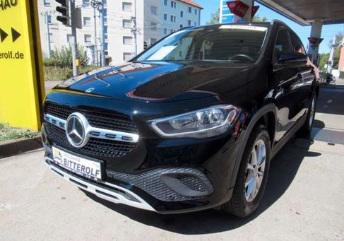Mercedes-Benz GLA 200, 2021 2