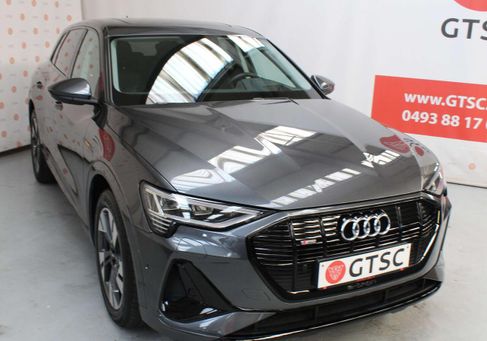 Audi e-tron, 2022 3