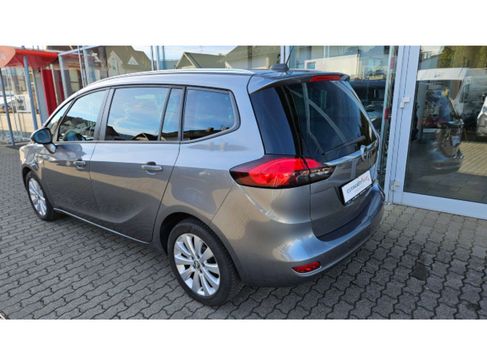 Opel Zafira, 2018