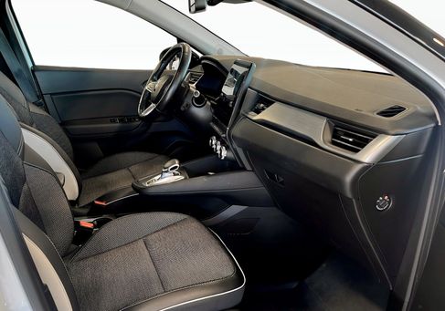 Renault Captur, 2021 3