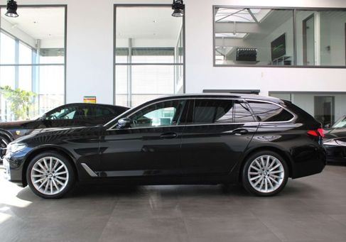 BMW 520, 2021 3