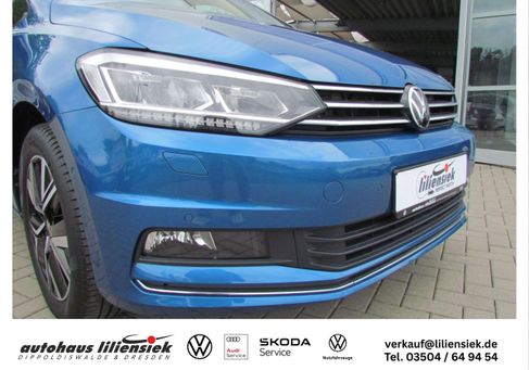 Volkswagen Touran, 2023 3