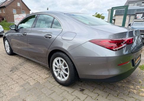 Mercedes-Benz CLA 180, 2021